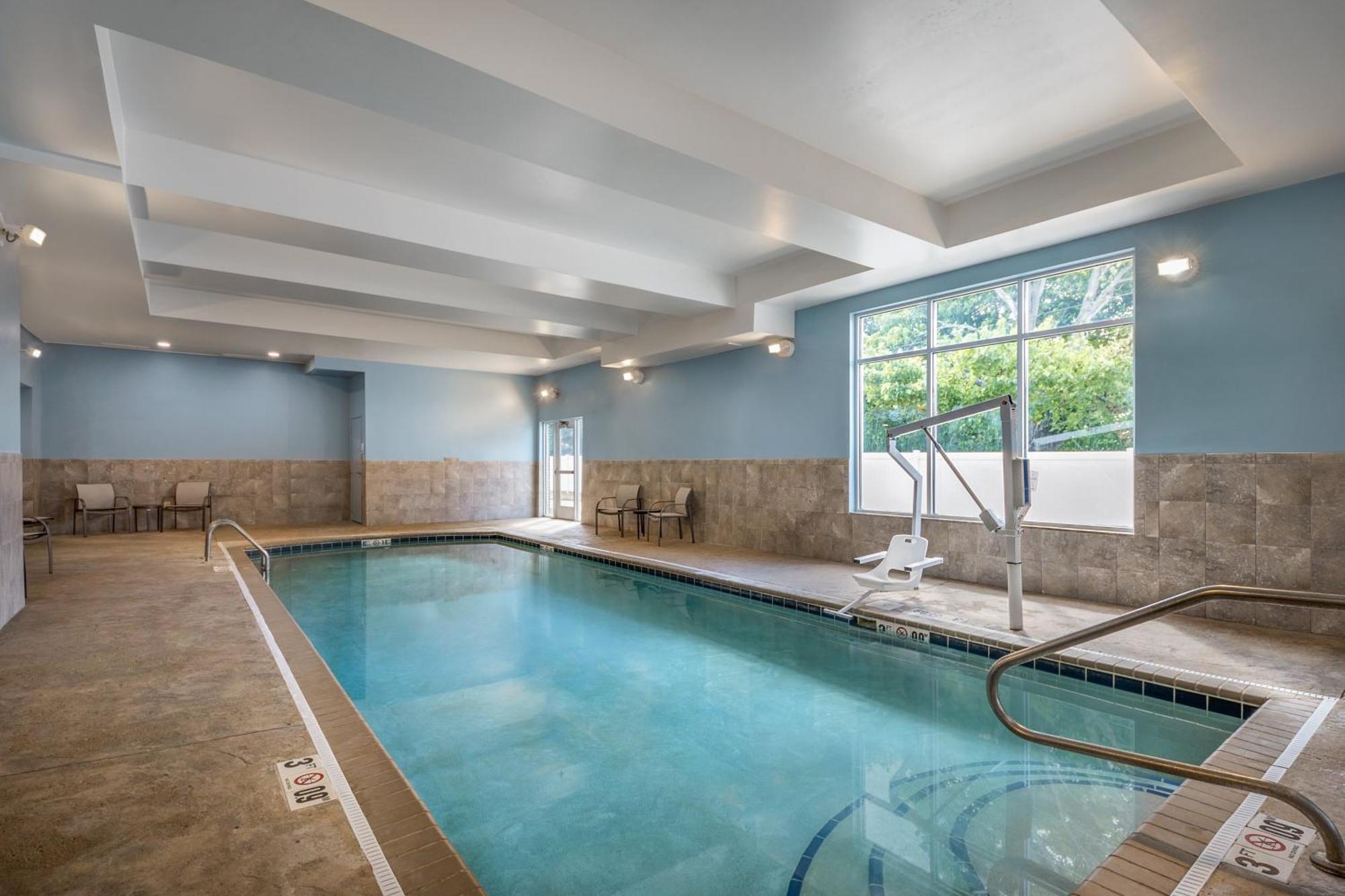 Holiday Inn Express Richmond By Ihg Kültér fotó