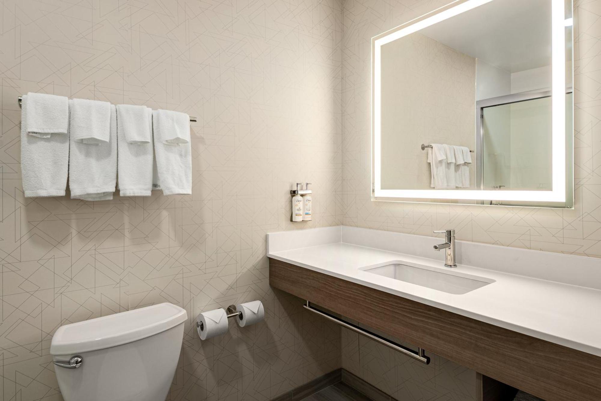 Holiday Inn Express Richmond By Ihg Kültér fotó